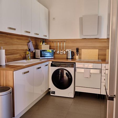 ניאוס Historisches Deluxe Apartment Im Marianum מראה חיצוני תמונה