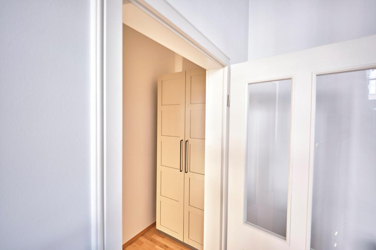 ניאוס Historisches Deluxe Apartment Im Marianum מראה חיצוני תמונה