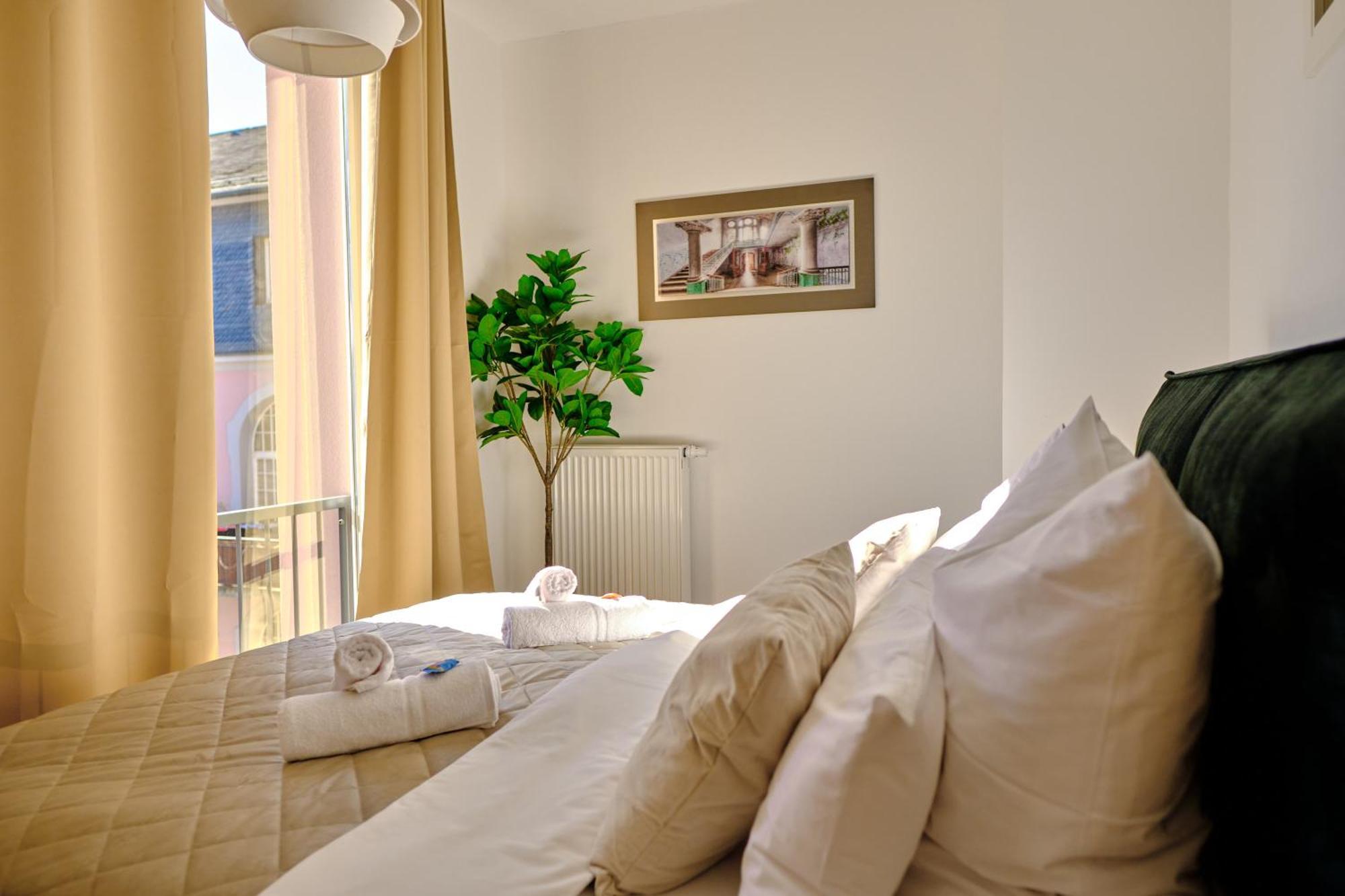 ניאוס Historisches Deluxe Apartment Im Marianum מראה חיצוני תמונה