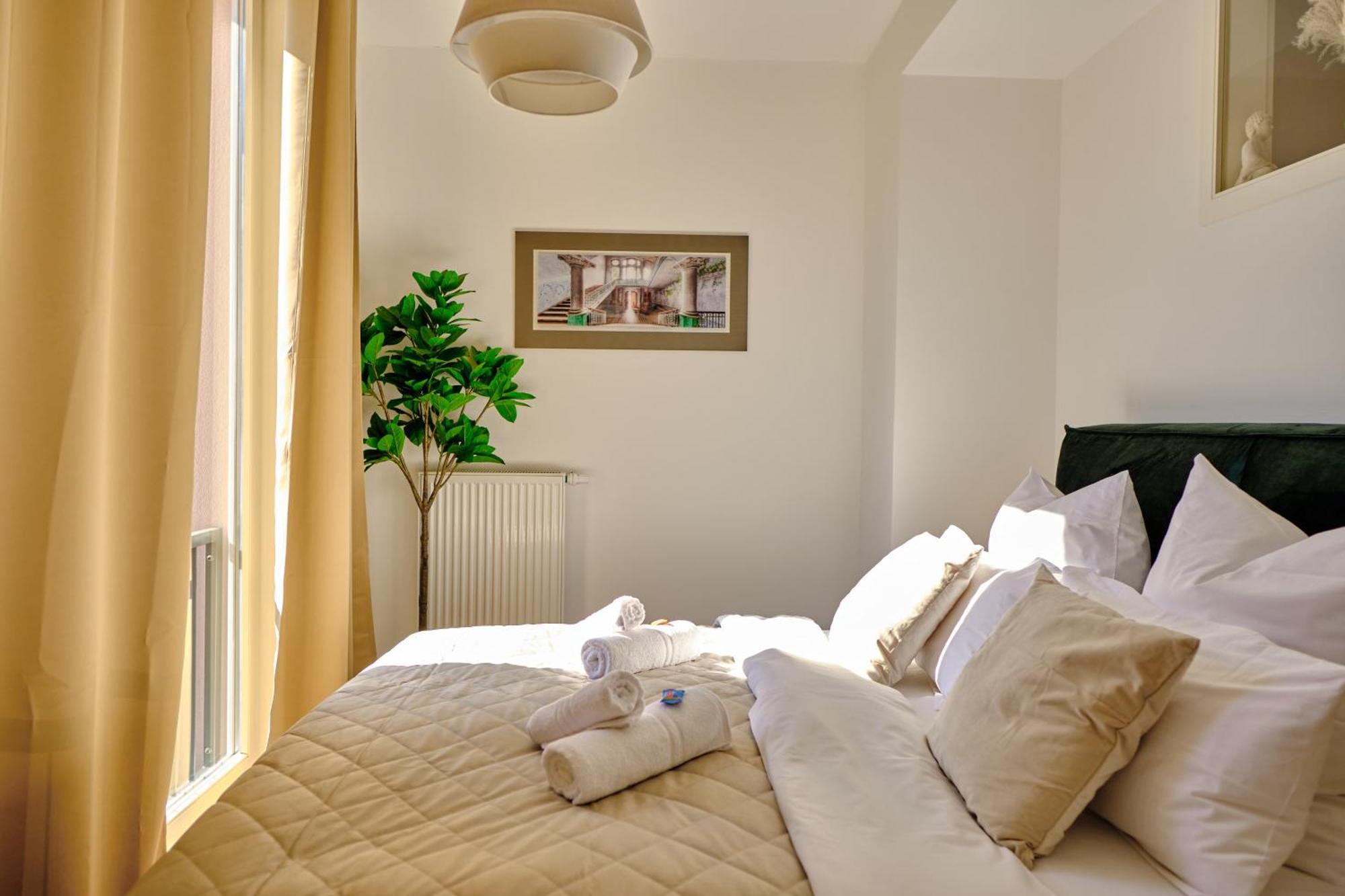 ניאוס Historisches Deluxe Apartment Im Marianum מראה חיצוני תמונה