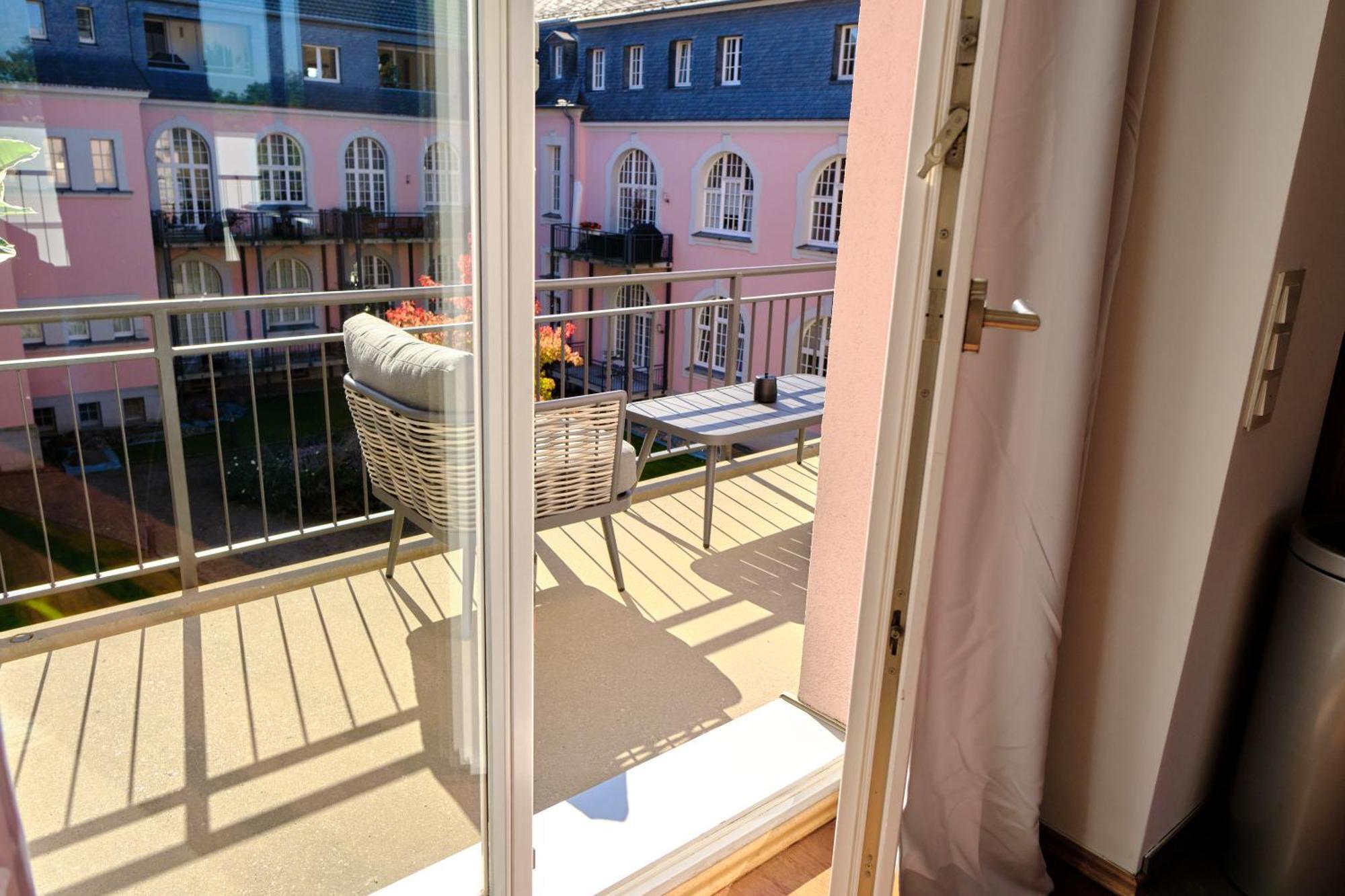 ניאוס Historisches Deluxe Apartment Im Marianum חדר תמונה